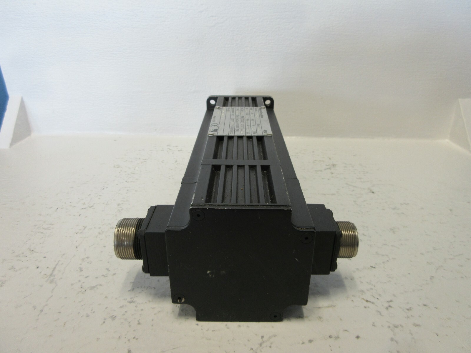 MODICON S33F-R00-F020 USED SERVO MOTOR 1.05 HP 2500 RPM S33FR00F020