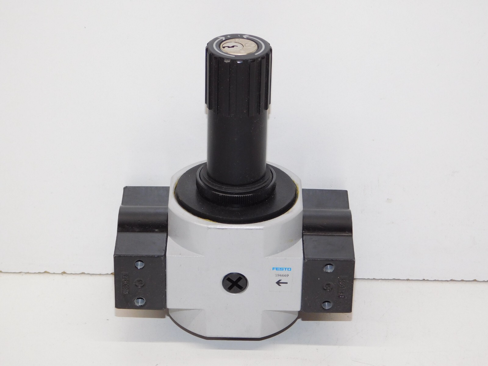 New Festo LRS-D-7-MAXI 194669 K443 Pressure Regulator Module Unit without Key