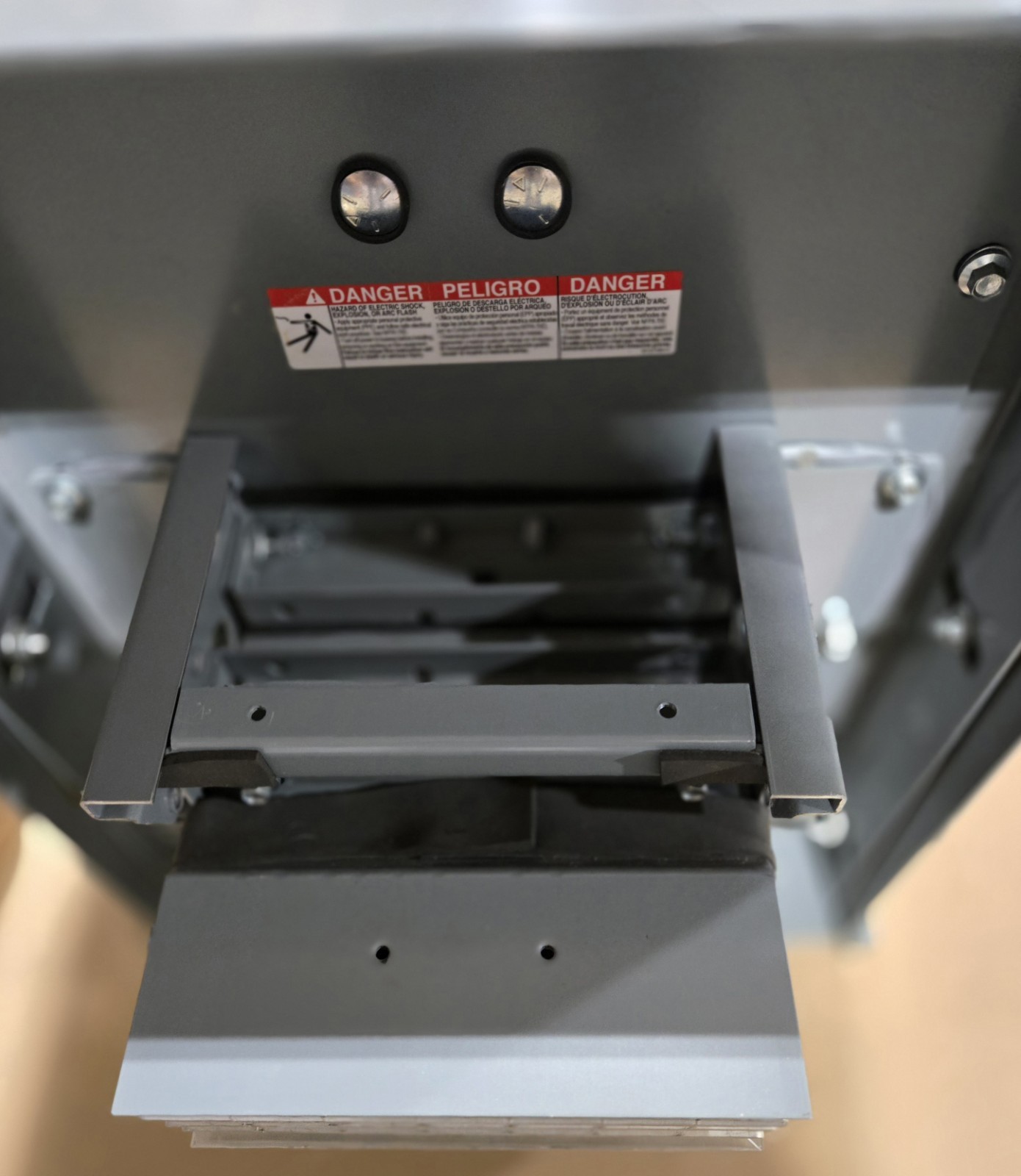 SQUARE D AFH2316GEJM I-LINE II BUSWAY TAP BOX/ FITTING. 1600A, 600V, 3P3W.