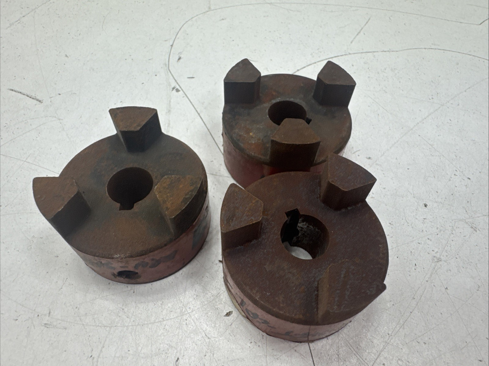 (QTY 3) LOVEJOY L-095 L095 HUB 0.625 Part No. 68514411085