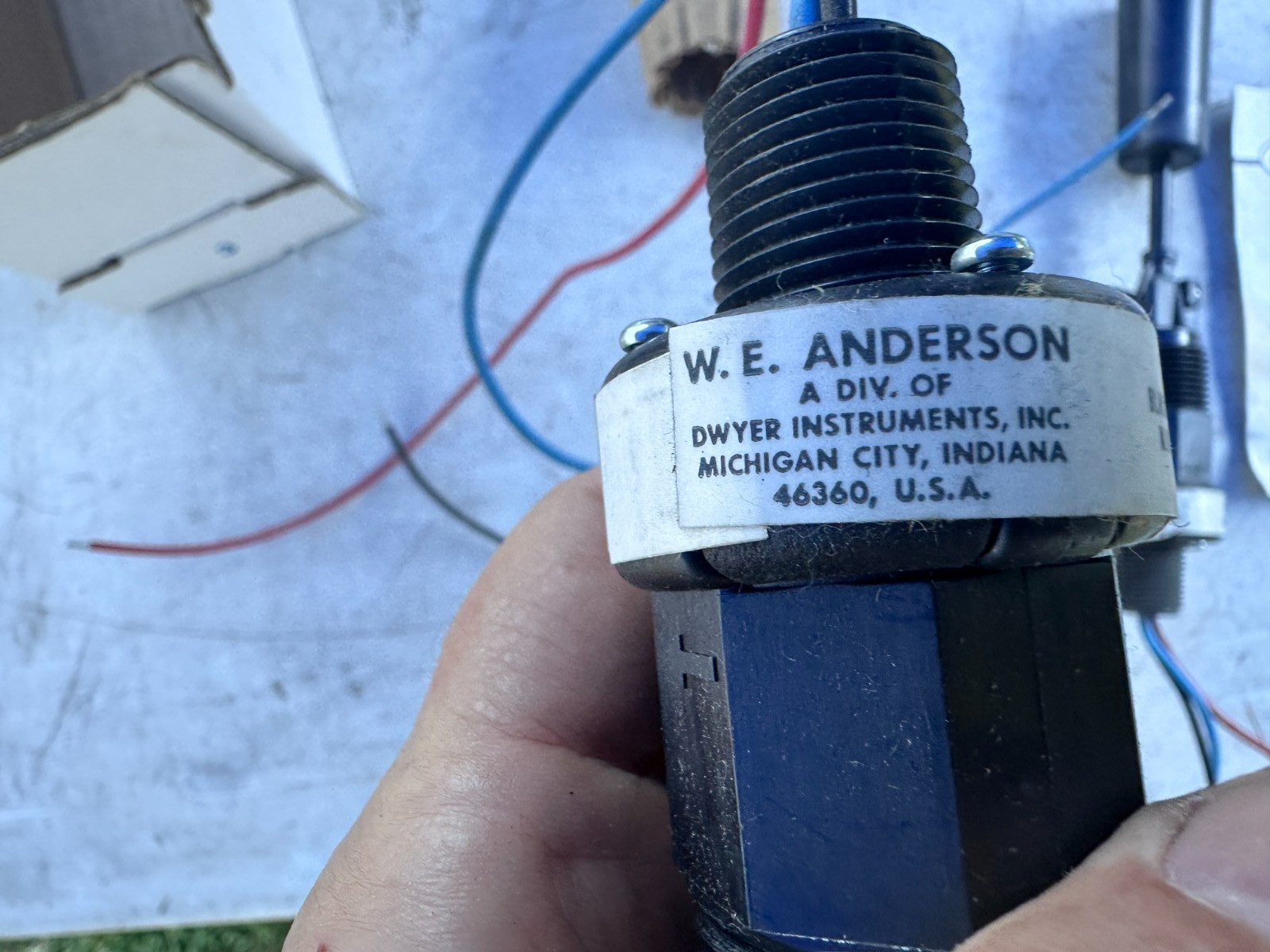 W. E. ANDERSON L8-MV Flotec Liquid Level Switch – Lot of 2