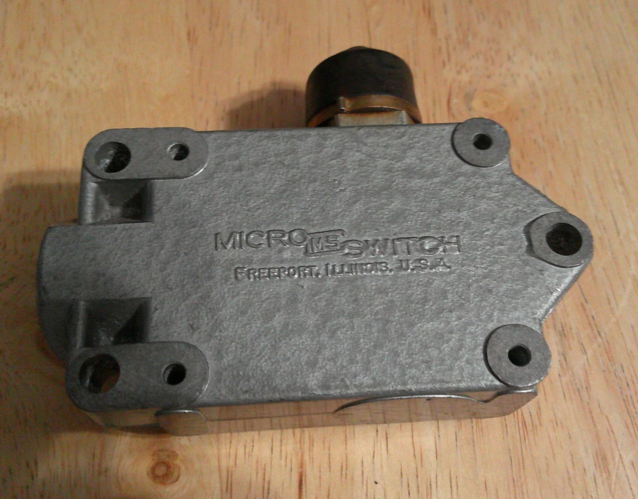 MICROSWITCH BAF1-2RN-LH SNAP LIMIT SWITCH 20A