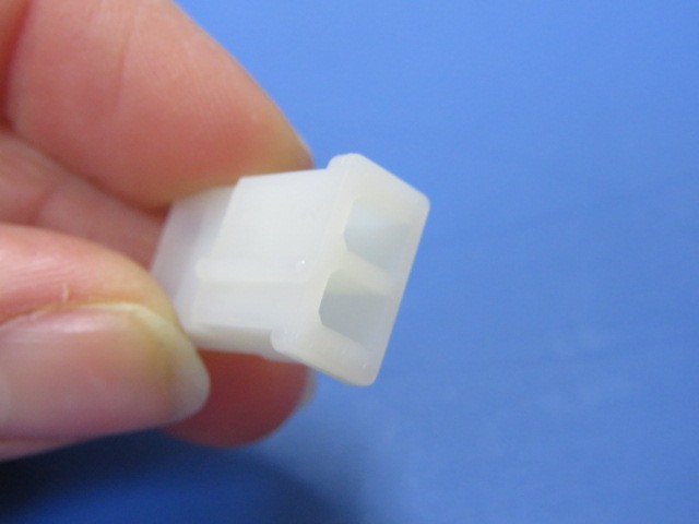 TE CONNECTIVITY 1-480318-0 Qty of 100 per Lot 2 Position Rectangular Housing Co