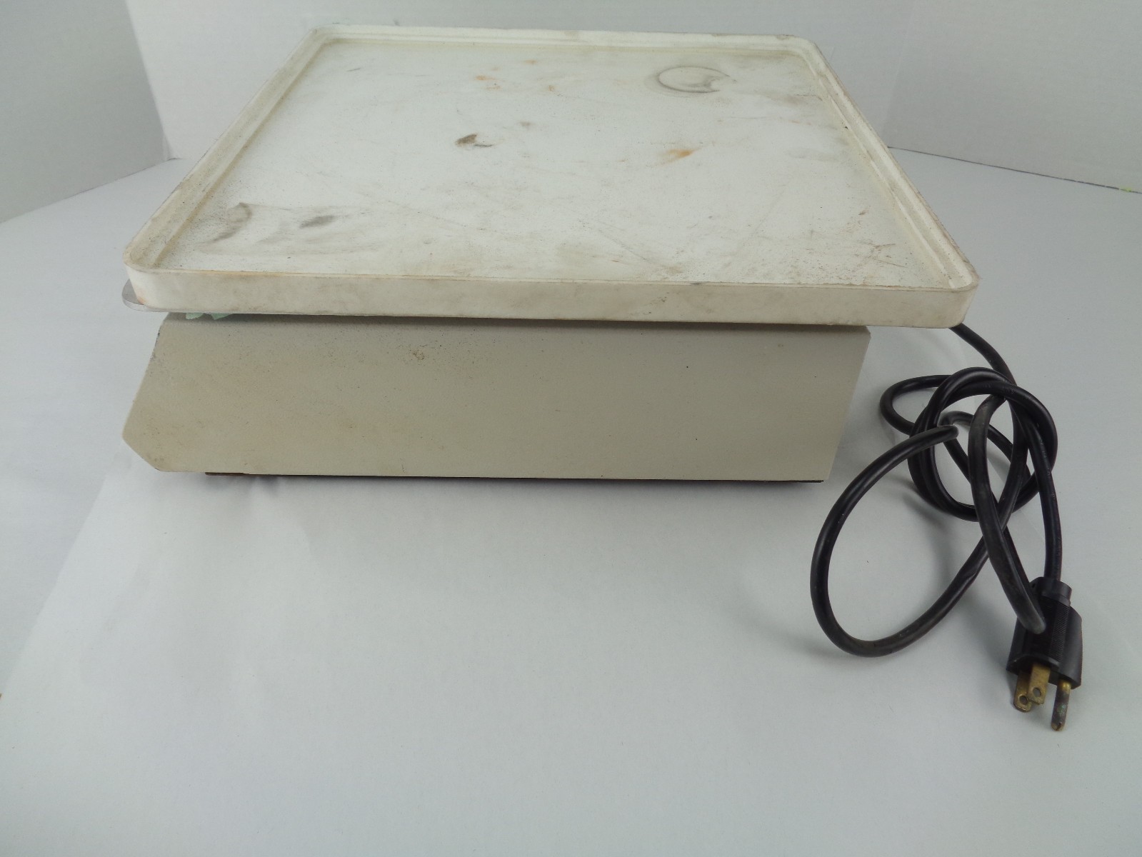 LAB-LINE INSTRUMENTS MODEL 1314 ROTATOR 120 VOLTS 43 AMPT 60 HERTZ 51 WATTS