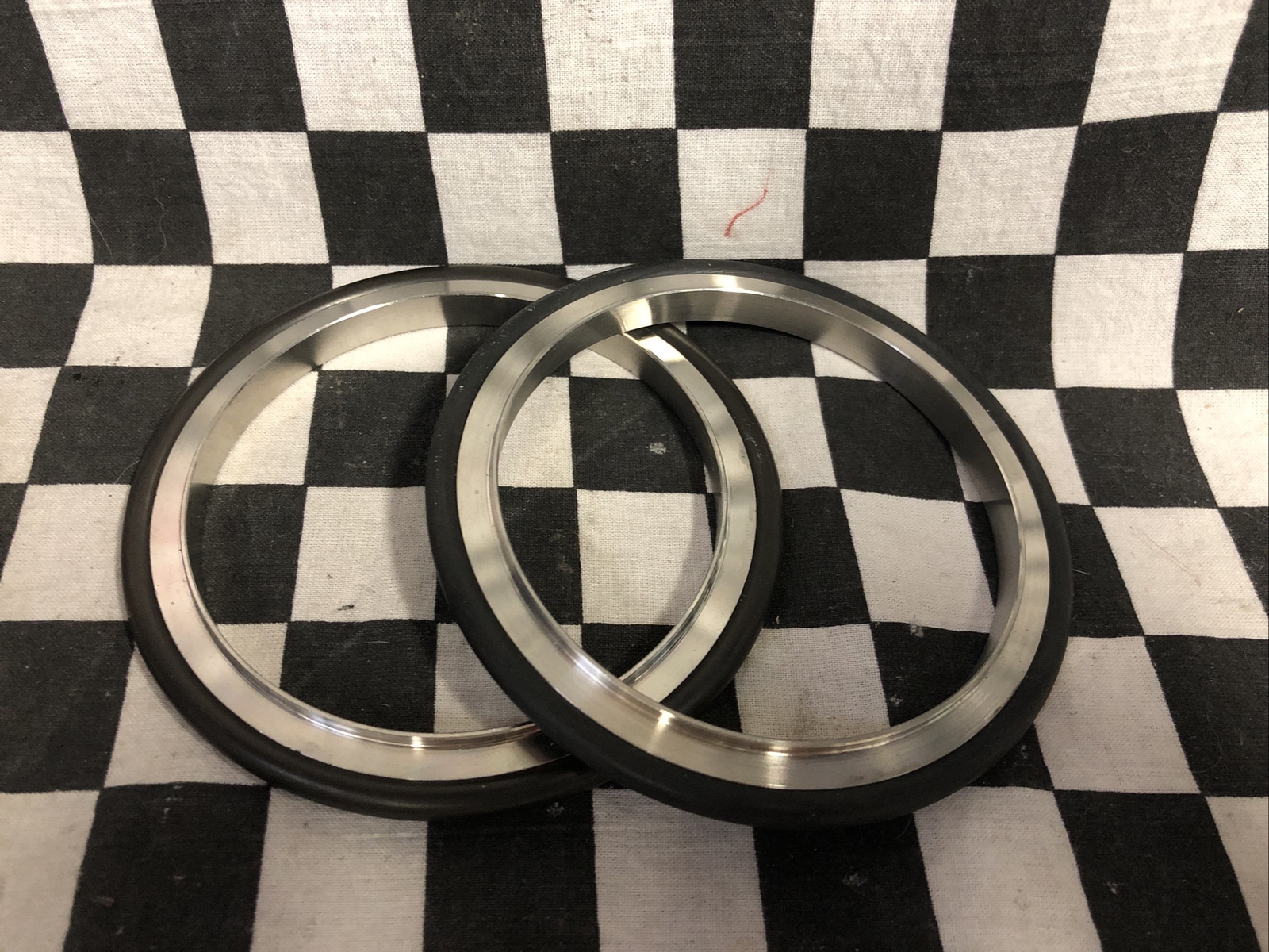 LOT OF 28, Centering Ring NW80 Assembly 304 SST, ONLY 2 WIH O-RING, SHIPSAMEDAY