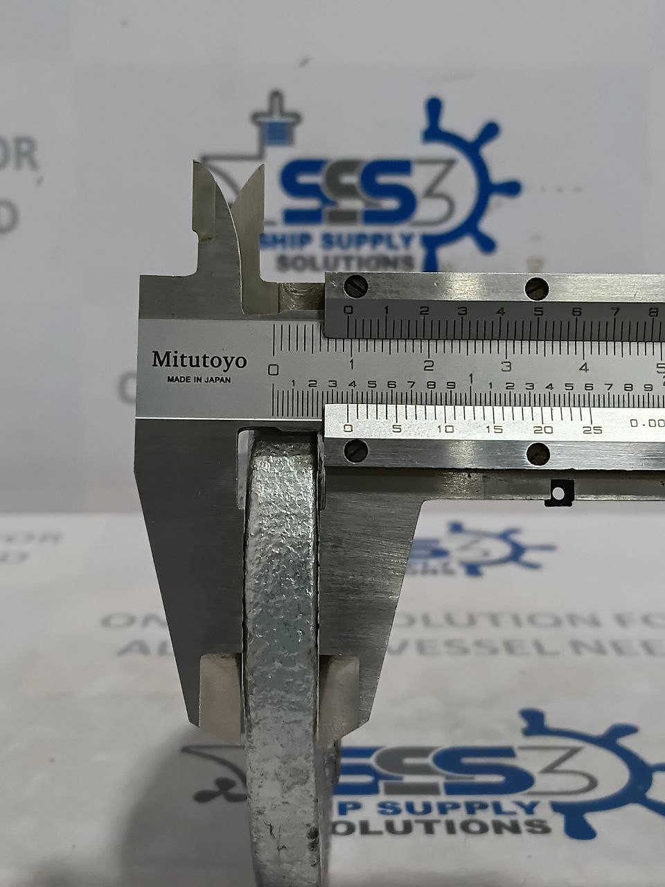 Galvanized Malleable Iron Floor Flange 3/4″ BSP Threaded 4 Bolt Pipe Flange