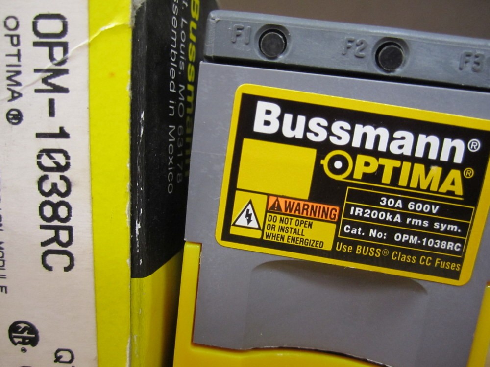 Bussmann OPM-1038RC Optima Fuse Holder 0PM-1038RC