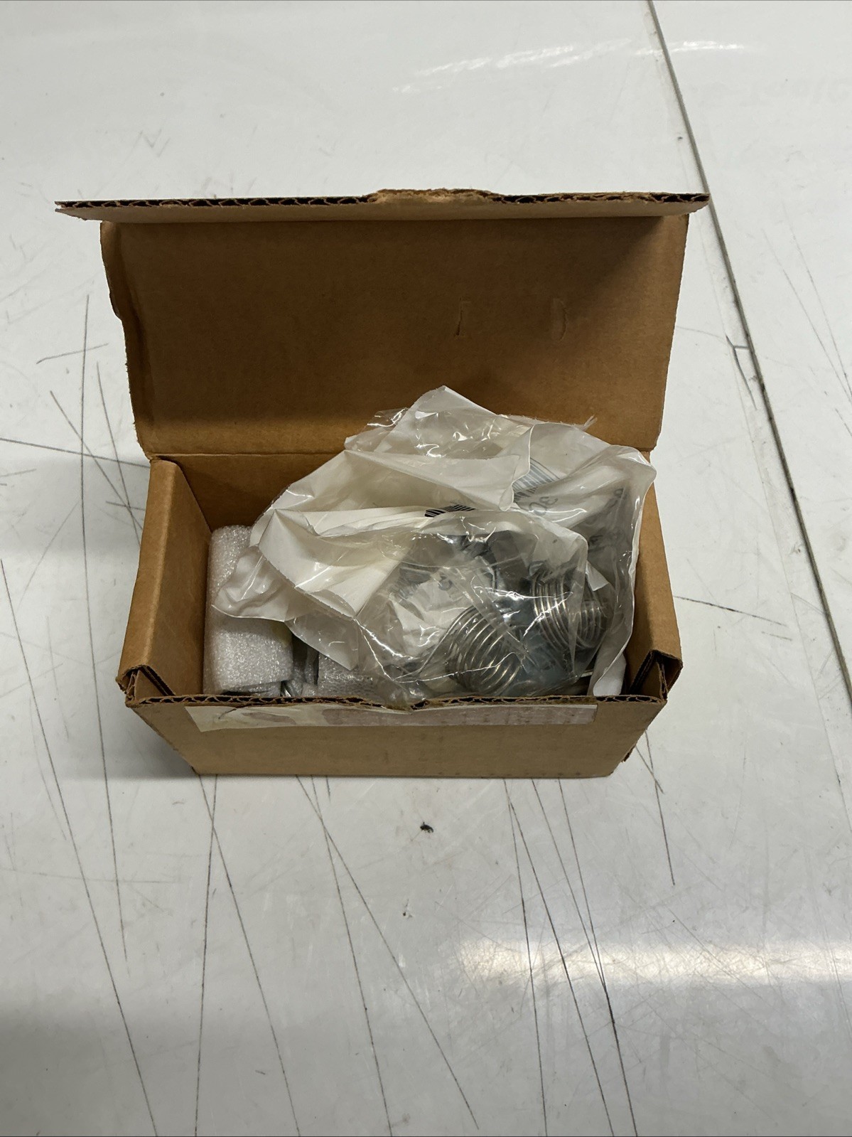 NIB Square D Door Closing Mechanism 9423M4 Ser C Z-968