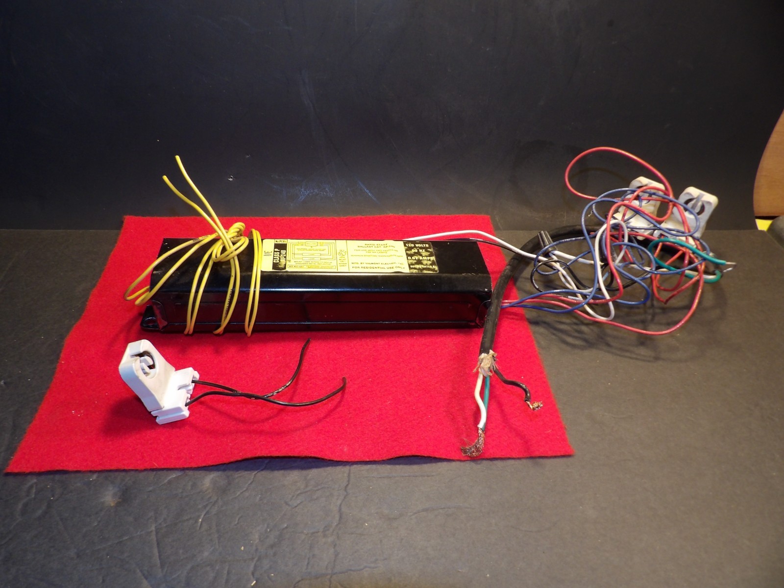 VALMONT 8G3972W RAPID START BALLAST 277 VOLTS 60 HZ 0.29 AMPS CLASS P NO PCB’s