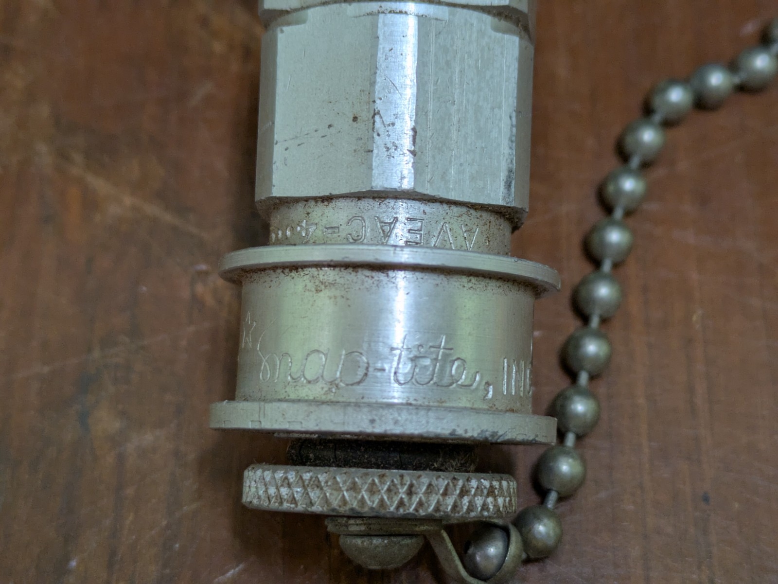 Ever-Tite 1 1/2″ Cam Groove Coupler With Snap Tite Relief Valve Unit