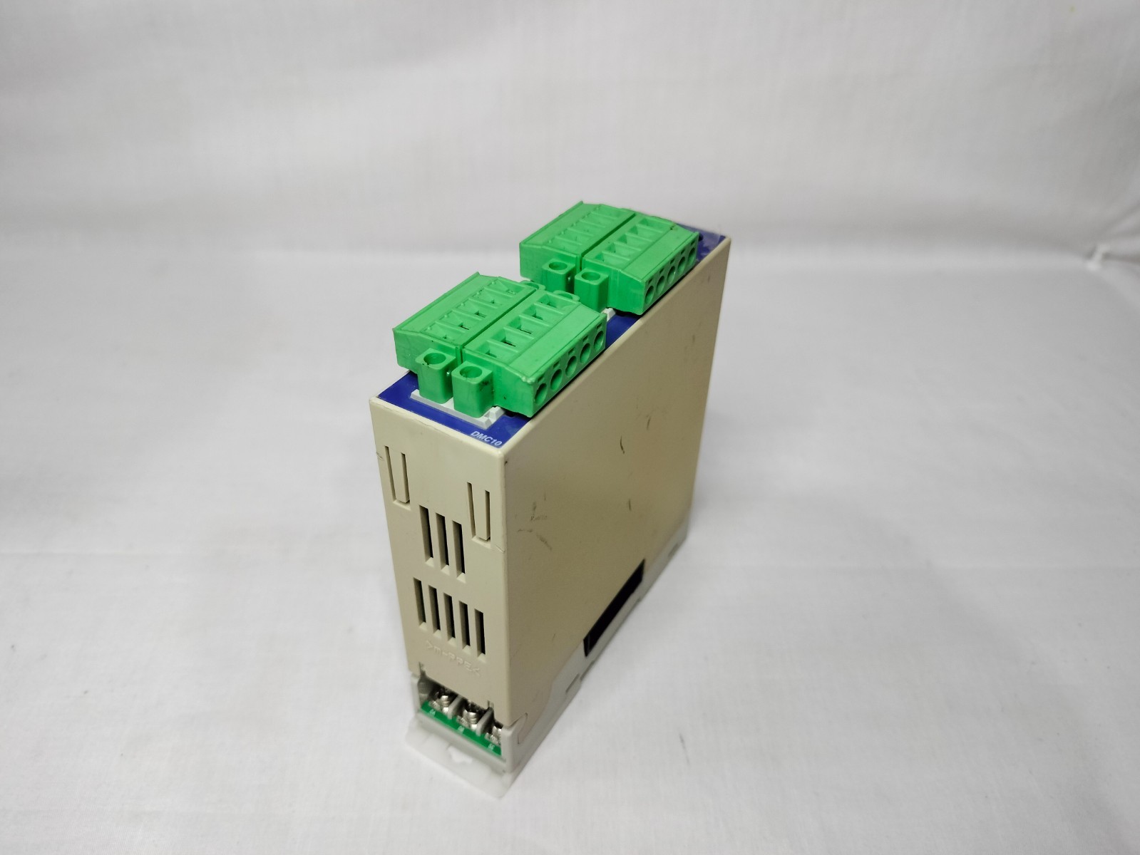 Azbil DMC10S4CV0000 Distributed Multi-Channel Controller Made in Japan