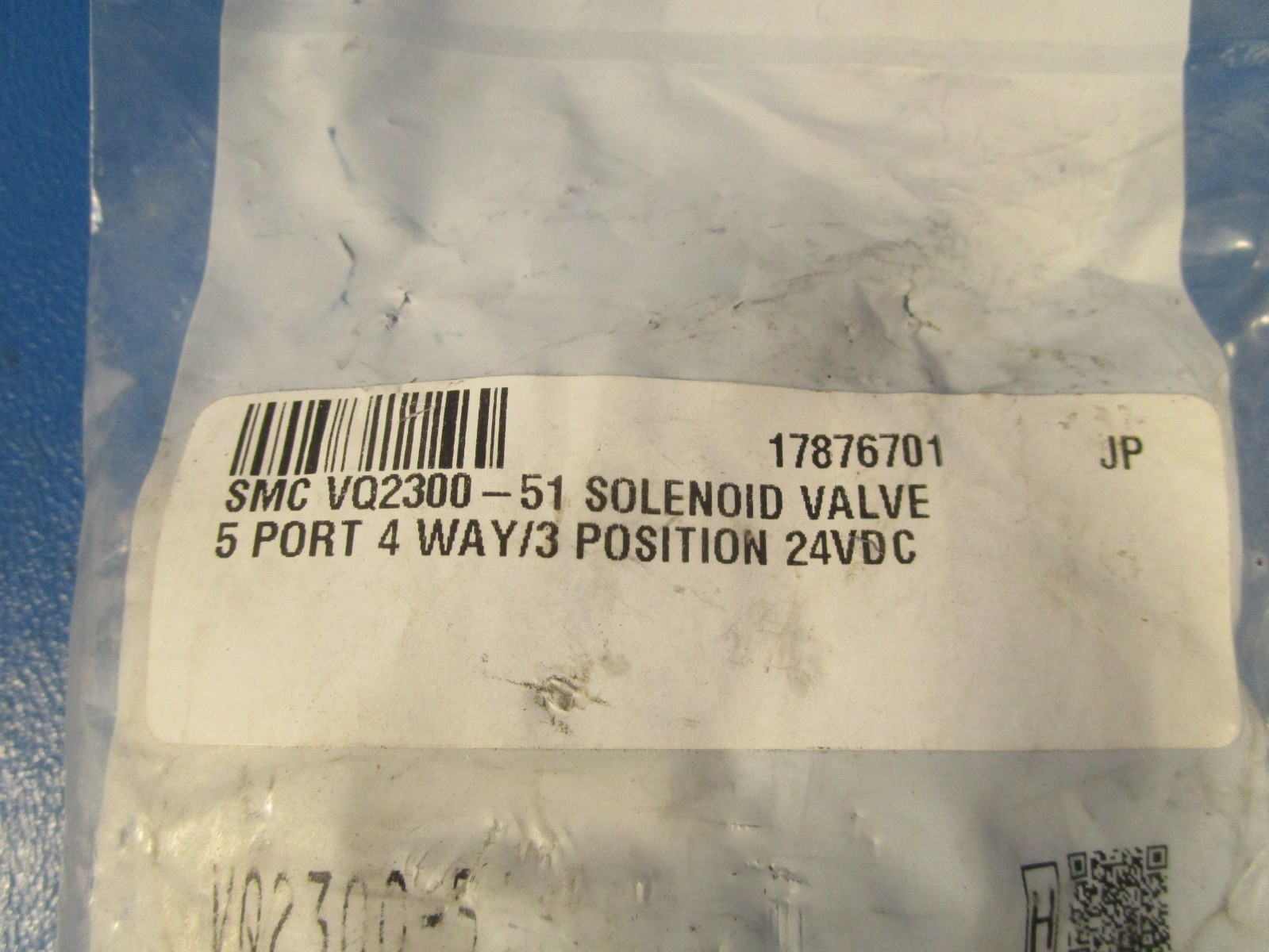 SMC VQ2300-51, Solenoid Valve 5 Port 4 Way/3 Position 24VDC