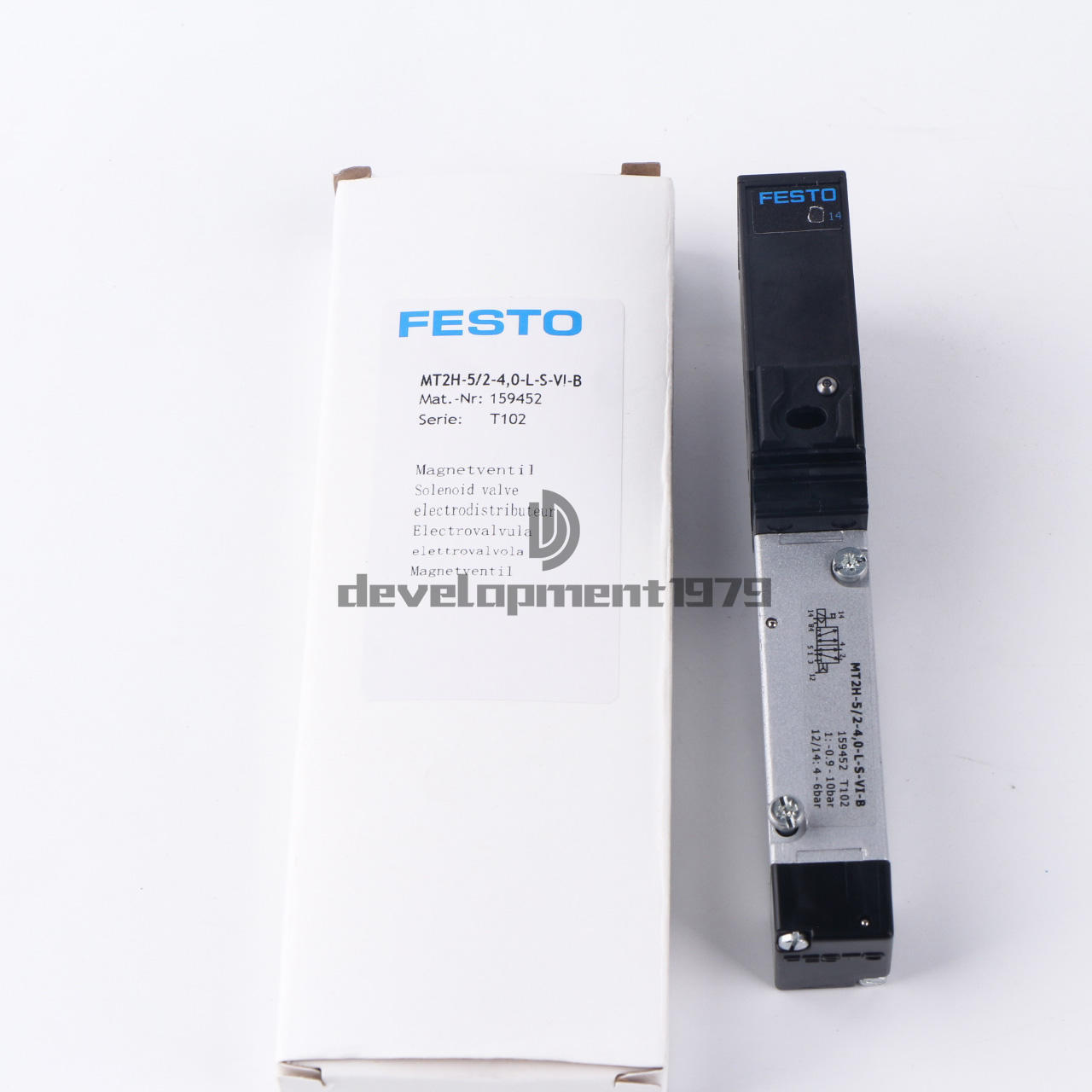 1PC MT2H-5/2-4,0-L-S-VI-B 159452 solenoid valve