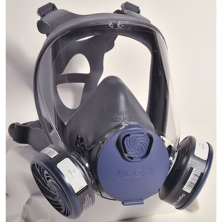 Moldex 9002 Reusable Full Face Respirator Medium Thermoplastic Elastomer