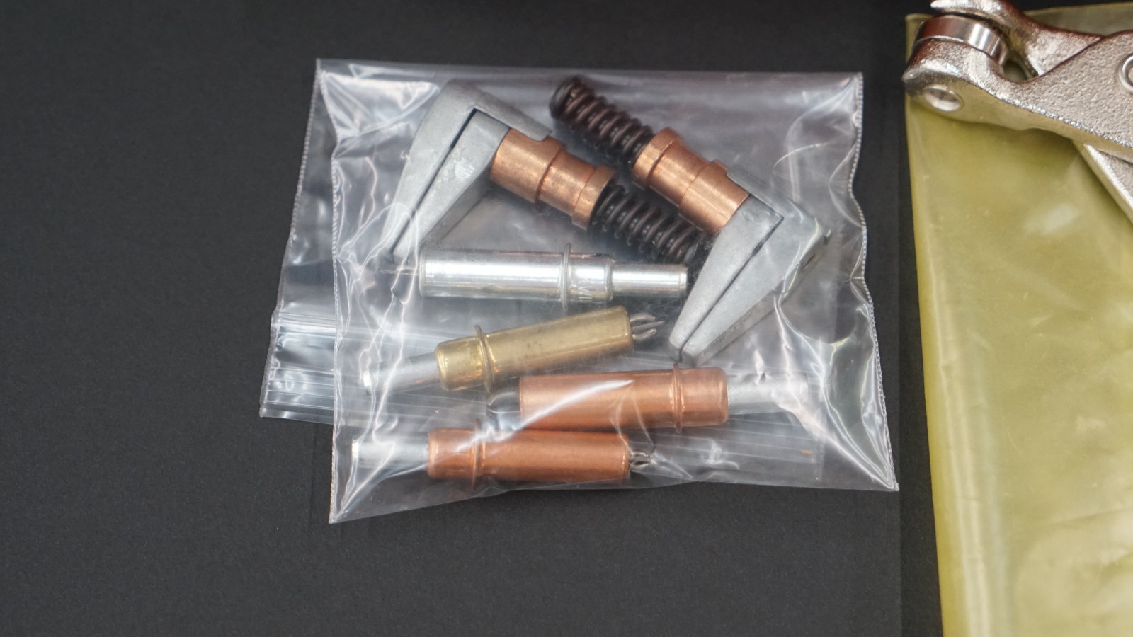 Zephyr ZKLS-1 Kwik-Lok Clamping Set, 7 Pieces