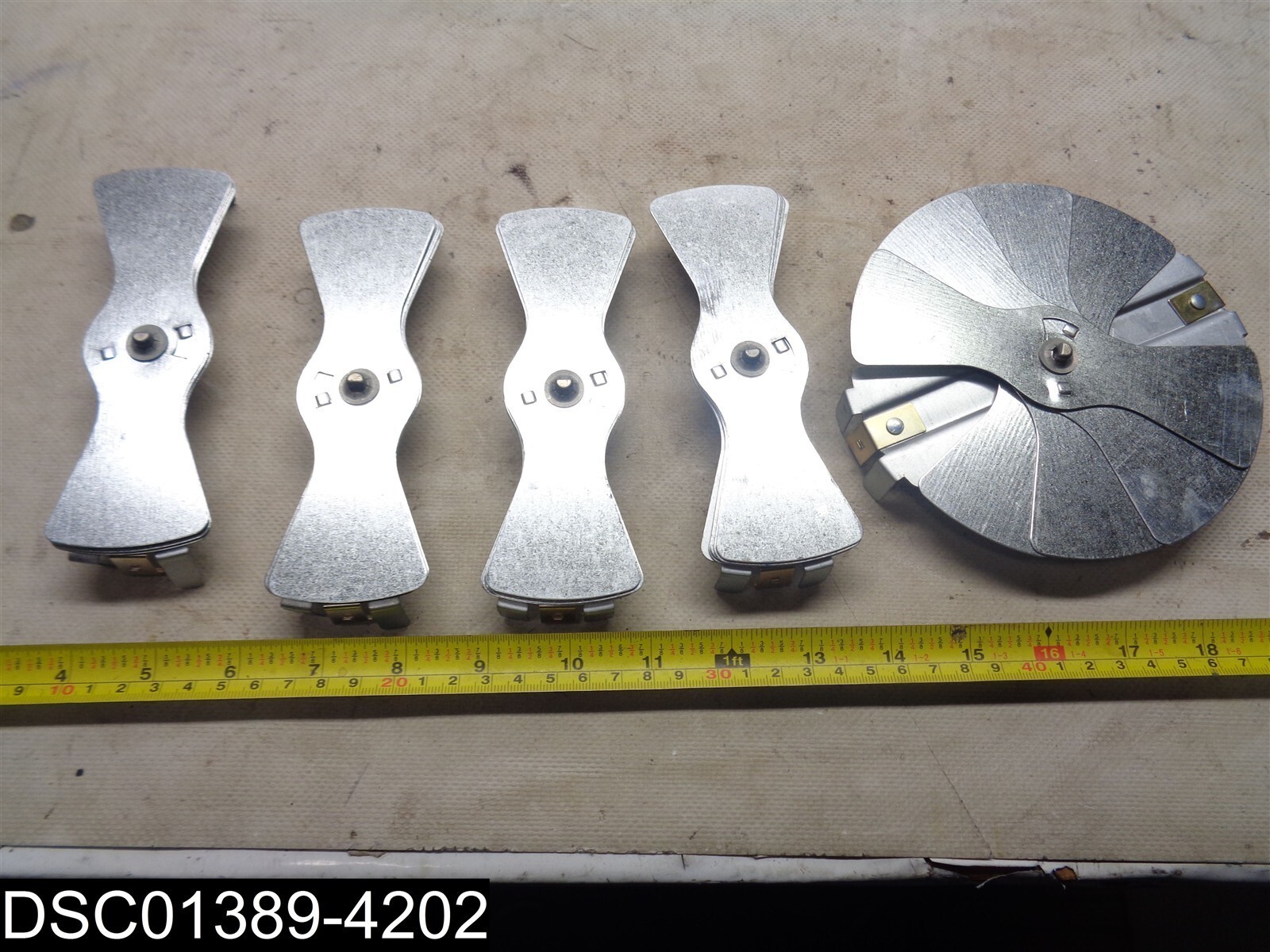 QTY=5: 30170901 Titus Round Damper Neck Mount Size 6