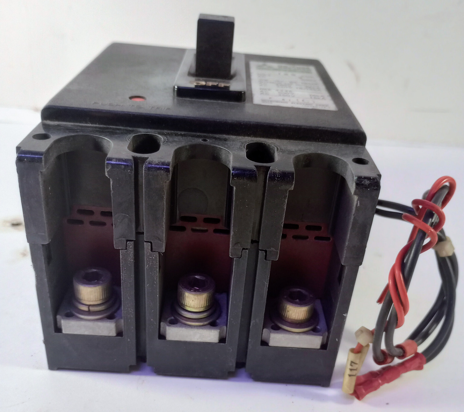 1 USED MITSUBISHI NF225-CB NO-FUSE BREAKER 125AMP, 3POLE, 500V ***MAKE OFFER***