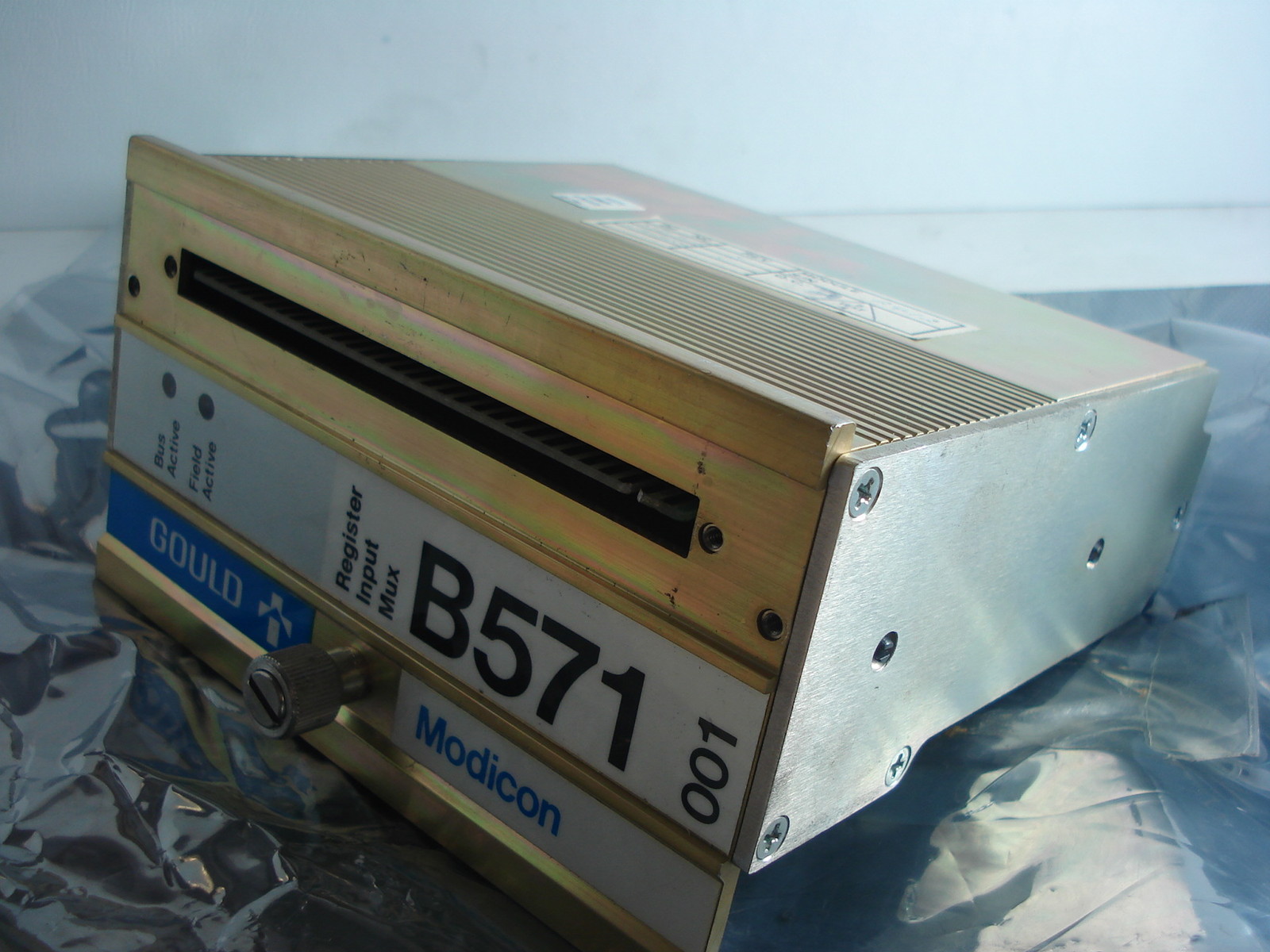NEW GOULD MODICON B571-001 INPUT MODULE B571001