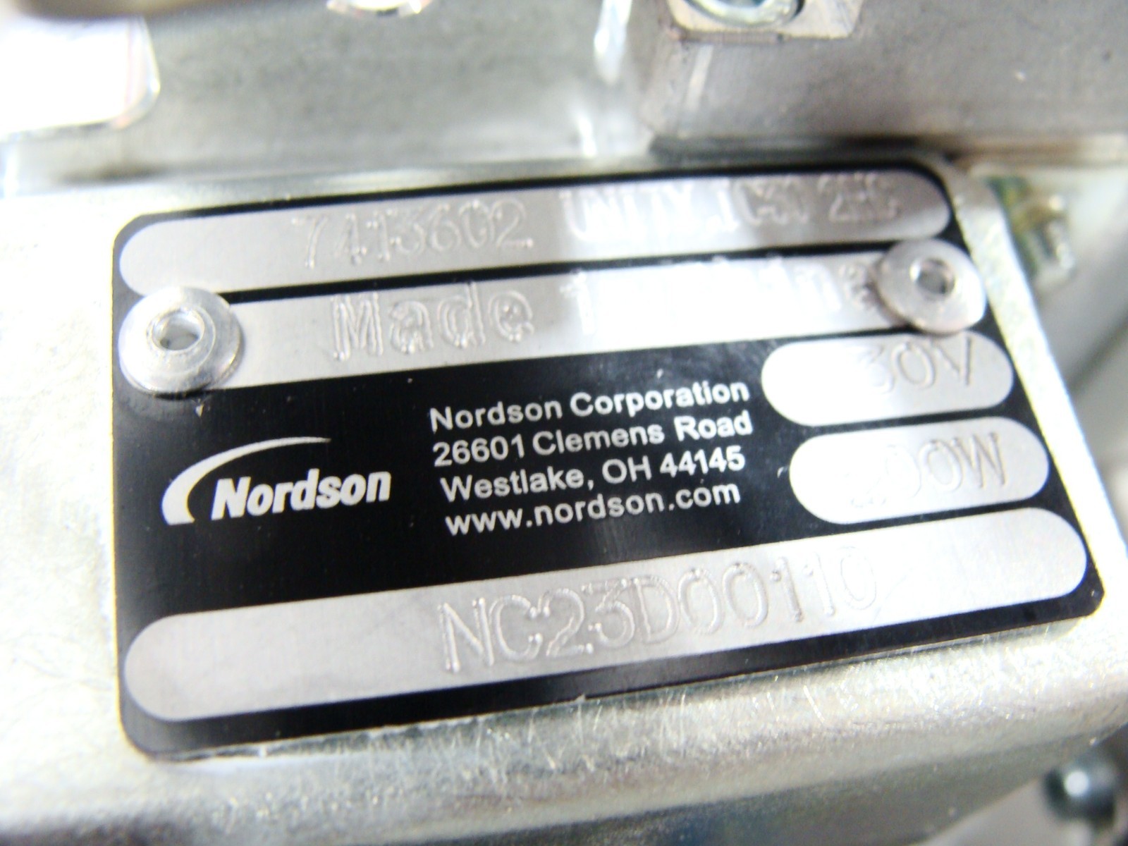 Nordson EFD Unity Touch S Controller w/ Pneumatics & IC30 Dispense Head, Cables