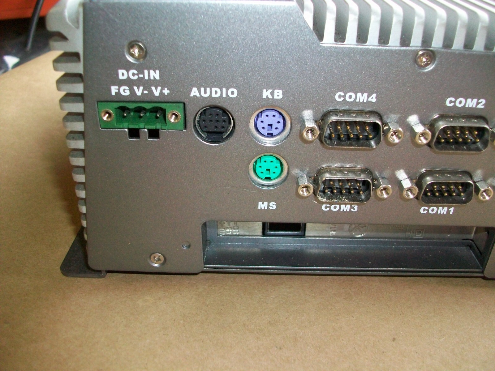 PRO-FACE XCOM 1341 EMBEDDED CONTROL PC 1300-1GB-4GB-XP PM-070016