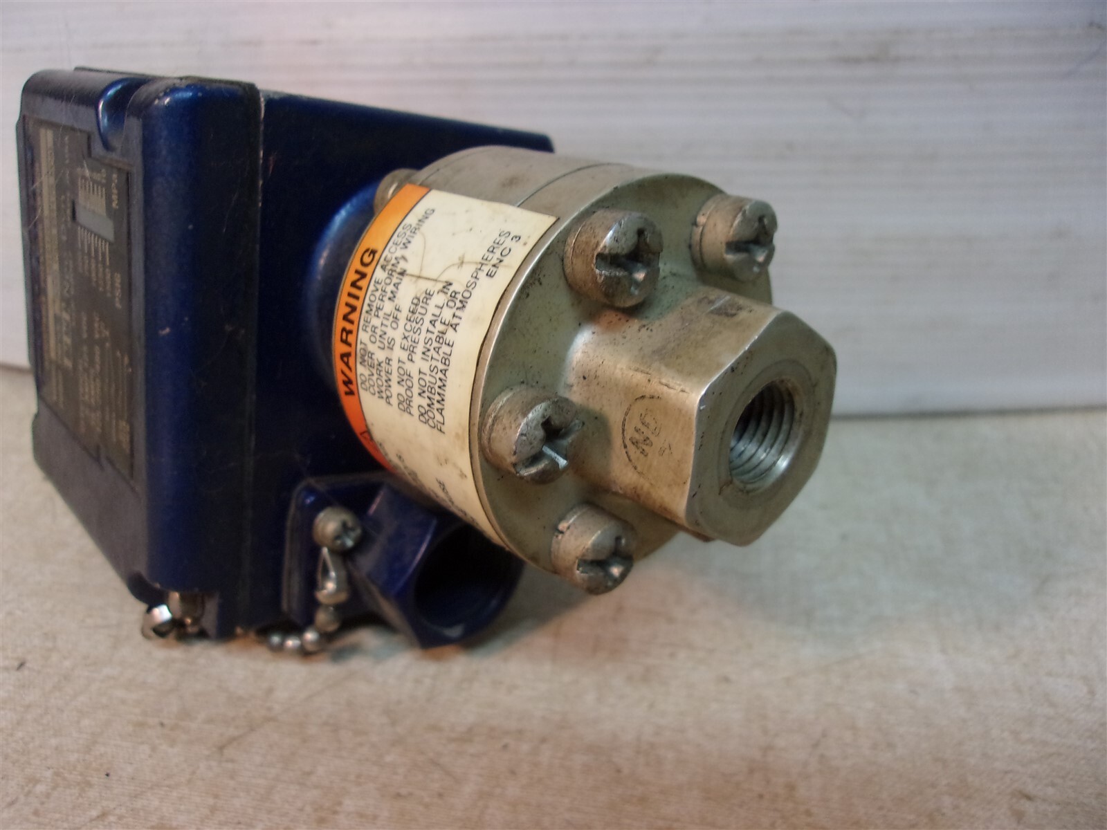 ITT Neo-Dyn 101P17C3 Pressure Switch *FREE SHIPPING*