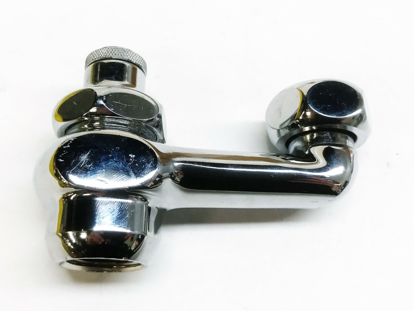 Chicago Faucets 2-1/2″ Offset Inlet Supply Arm NOS