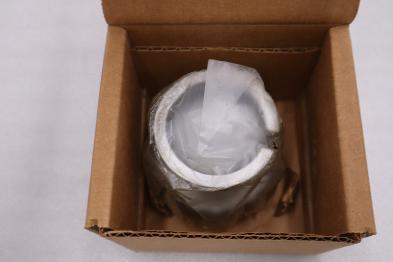 NEW IN BOX – SKF SNW 113X2.3/16 BEARING ADAPTER SLEEVE – STOCK 5595CC
