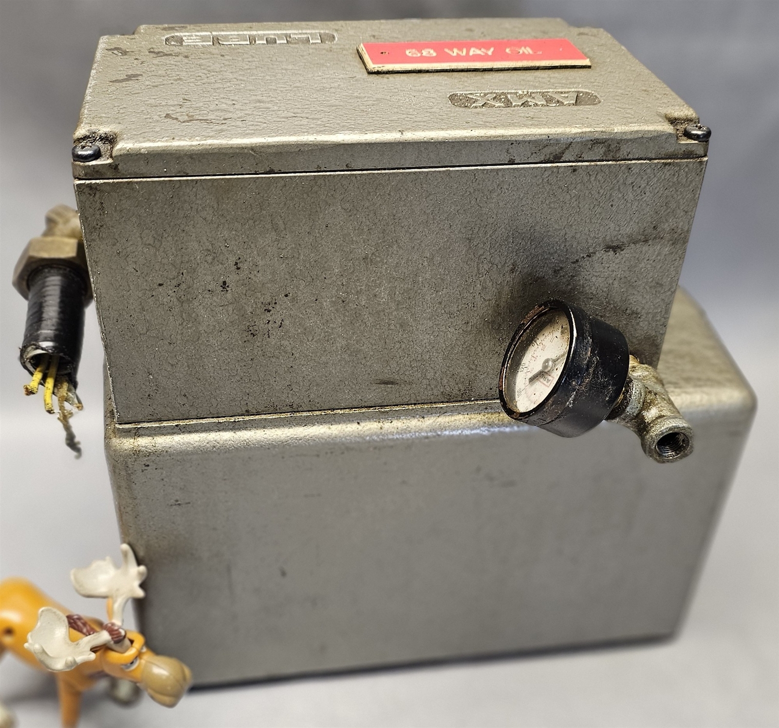 Lube-Matic AMX-T Lubetron Timer 1-10 min 2-120cc