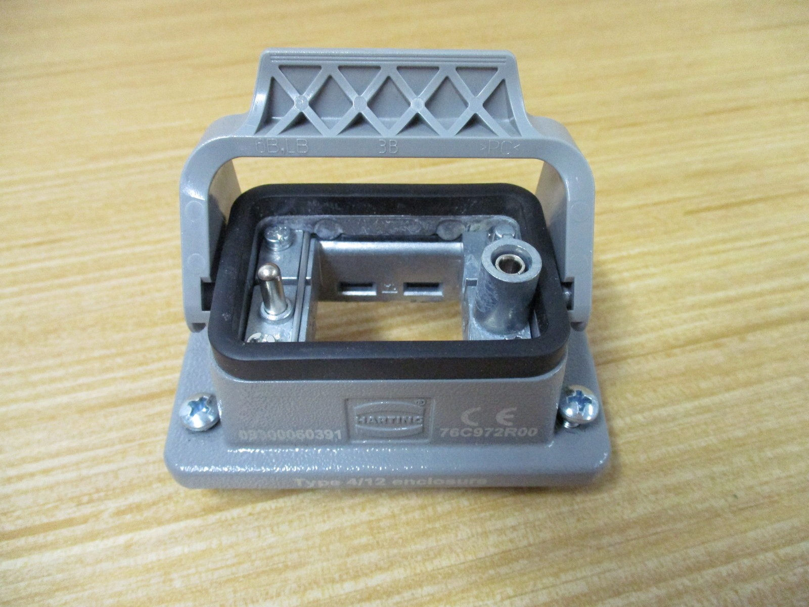 Harting 09300060391 Bulkhead Housing Mounted