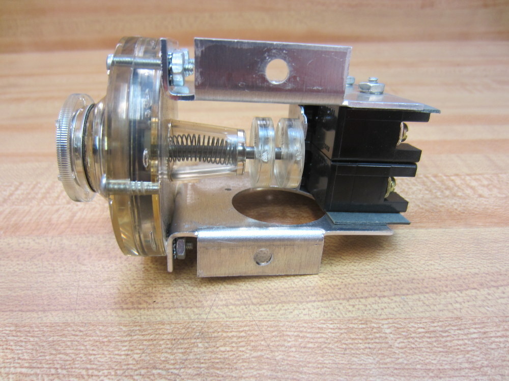 Part 8021 Reliable Model A Vane Switch Only w/Hardware