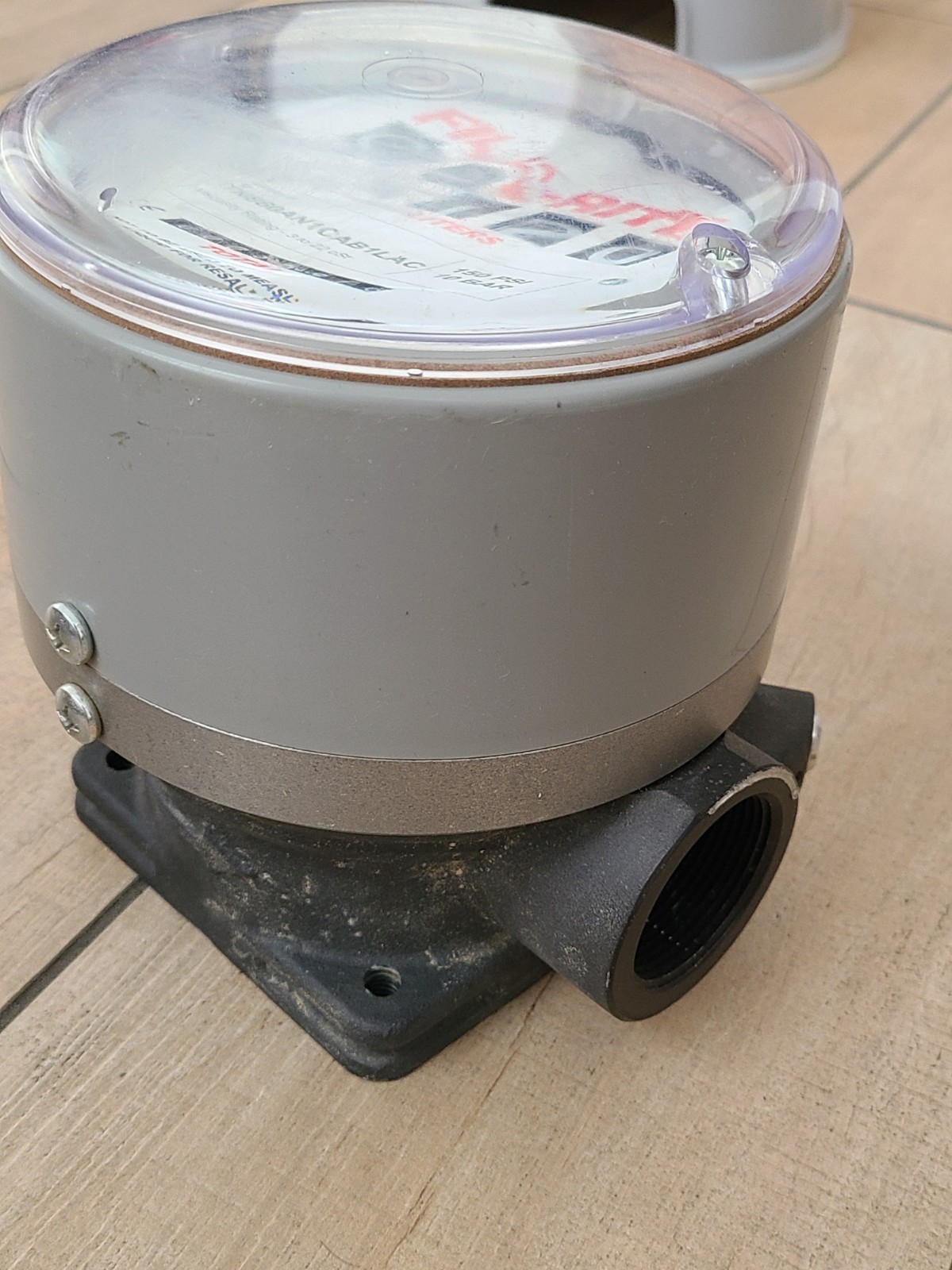 FILL-RITE TN860AN1CAB1LAC Flowmeter 150 PSI Mechanical 1 & 1/2″ Flow Meter Panel