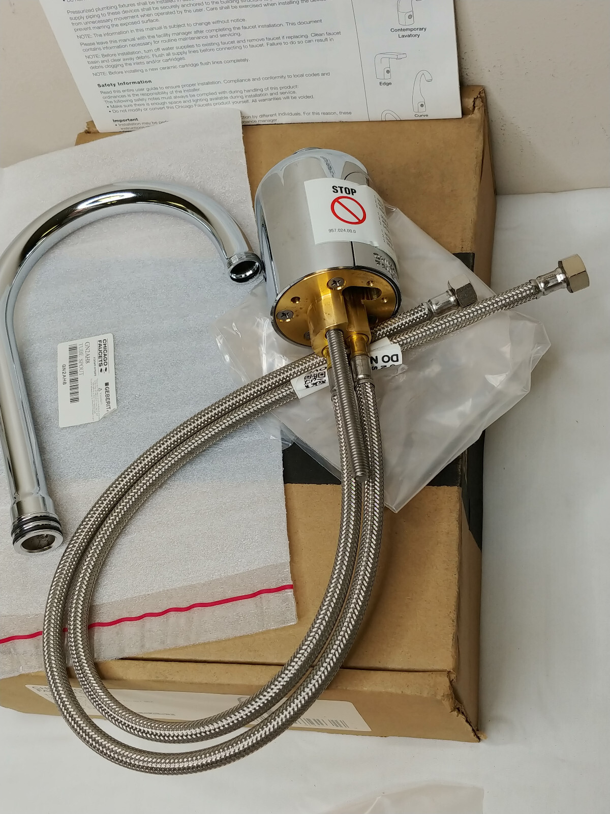 CHICAGO FAUCETS 116.213.AB.1 Gooseneck,Chrome,Chicago Faucets,0.5gpm 5UTP3