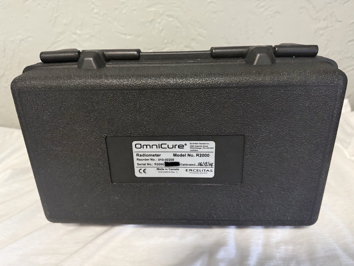 OmniCure R2000 Radiometer Excelitas W/ 8mm 5mm 3mm Adapters, Brand New Battery