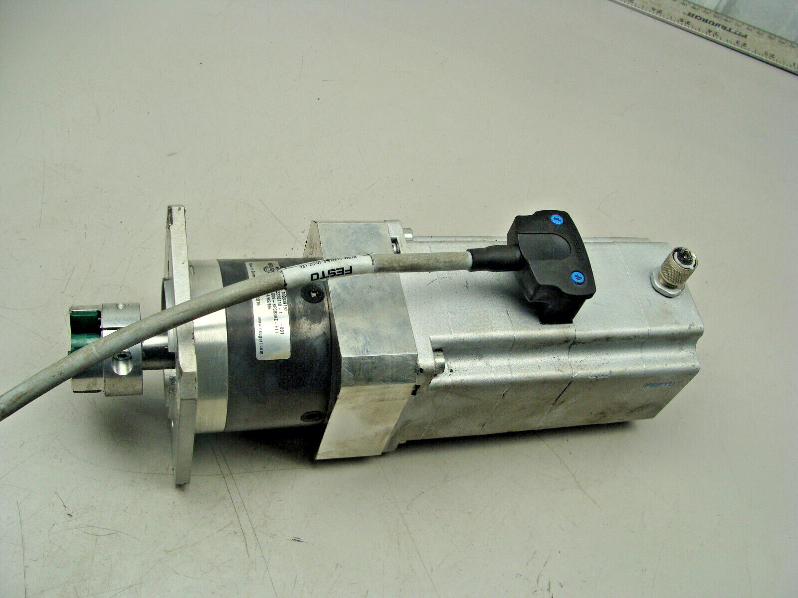 FESTO STEPPER MOTOR EMMS-ST-87-S-SEB-G2 W/NEUGART GEAR PLE080-008-SFSB3AE-E11