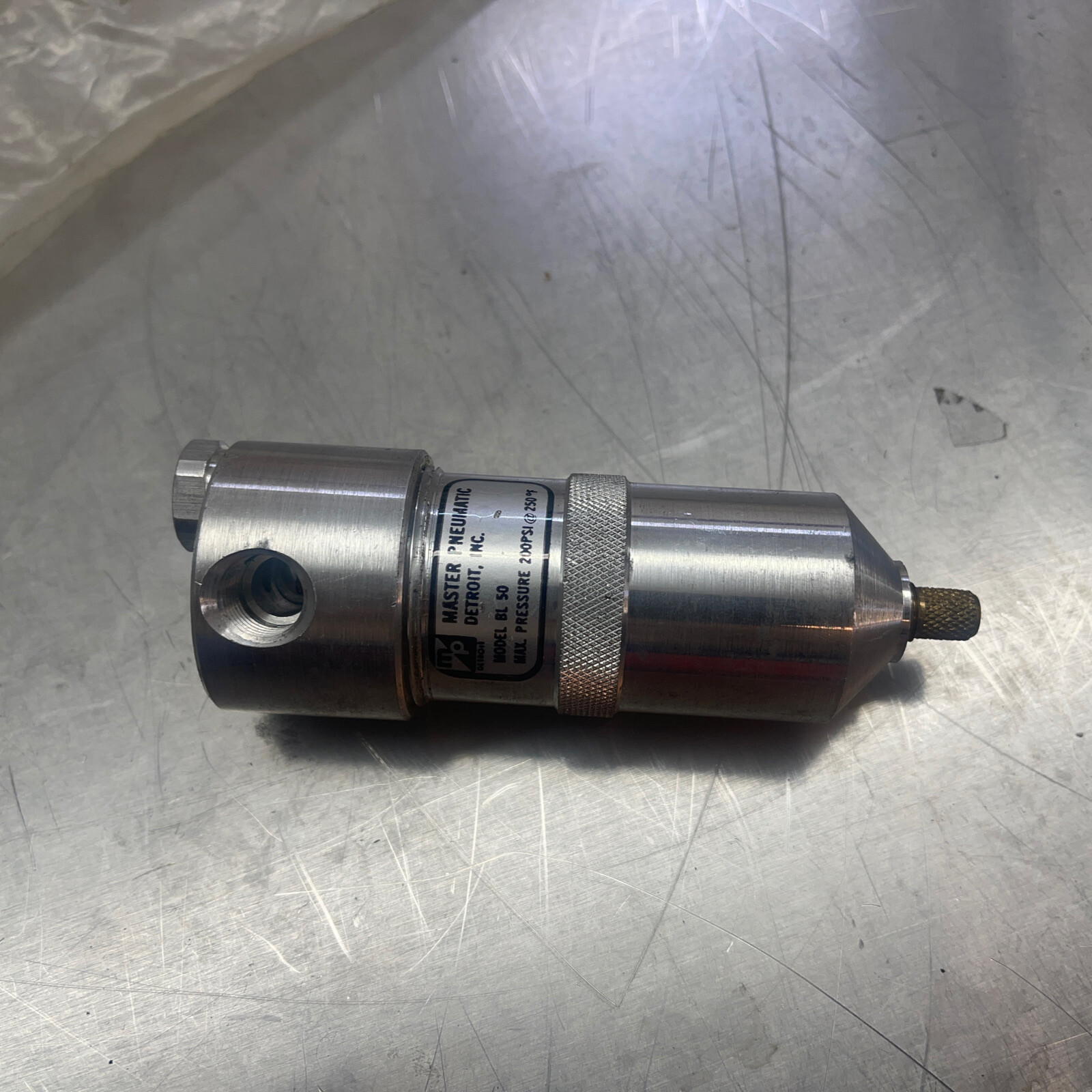 MASTER PNEUMATIC BL 50 MAX. Pressure 200PSI @ 250F