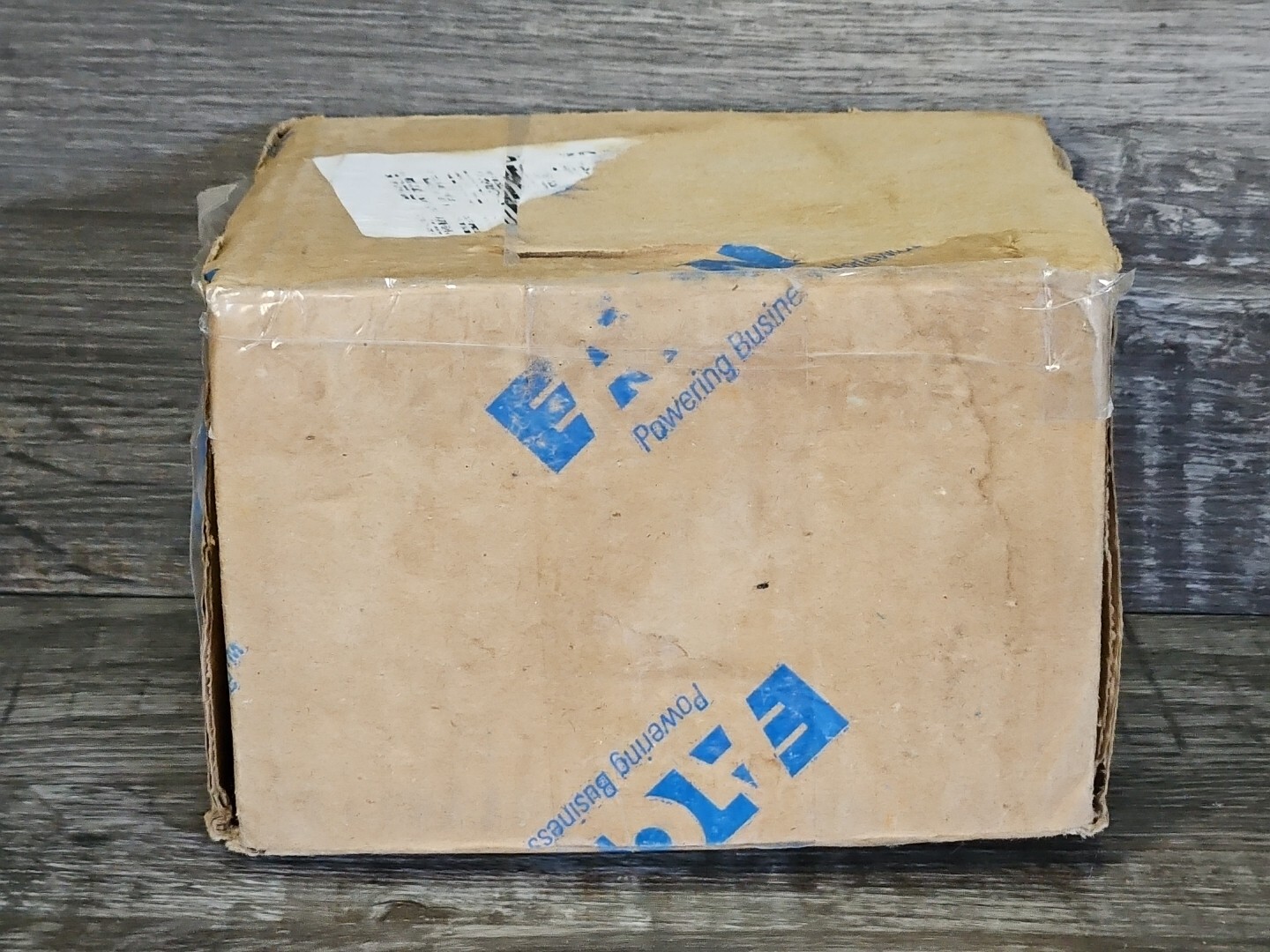 (Box of 8) Eaton Croise-Hines UNE2 Light Fixture Hanger 3/4″, Iron 125 lbs Cap