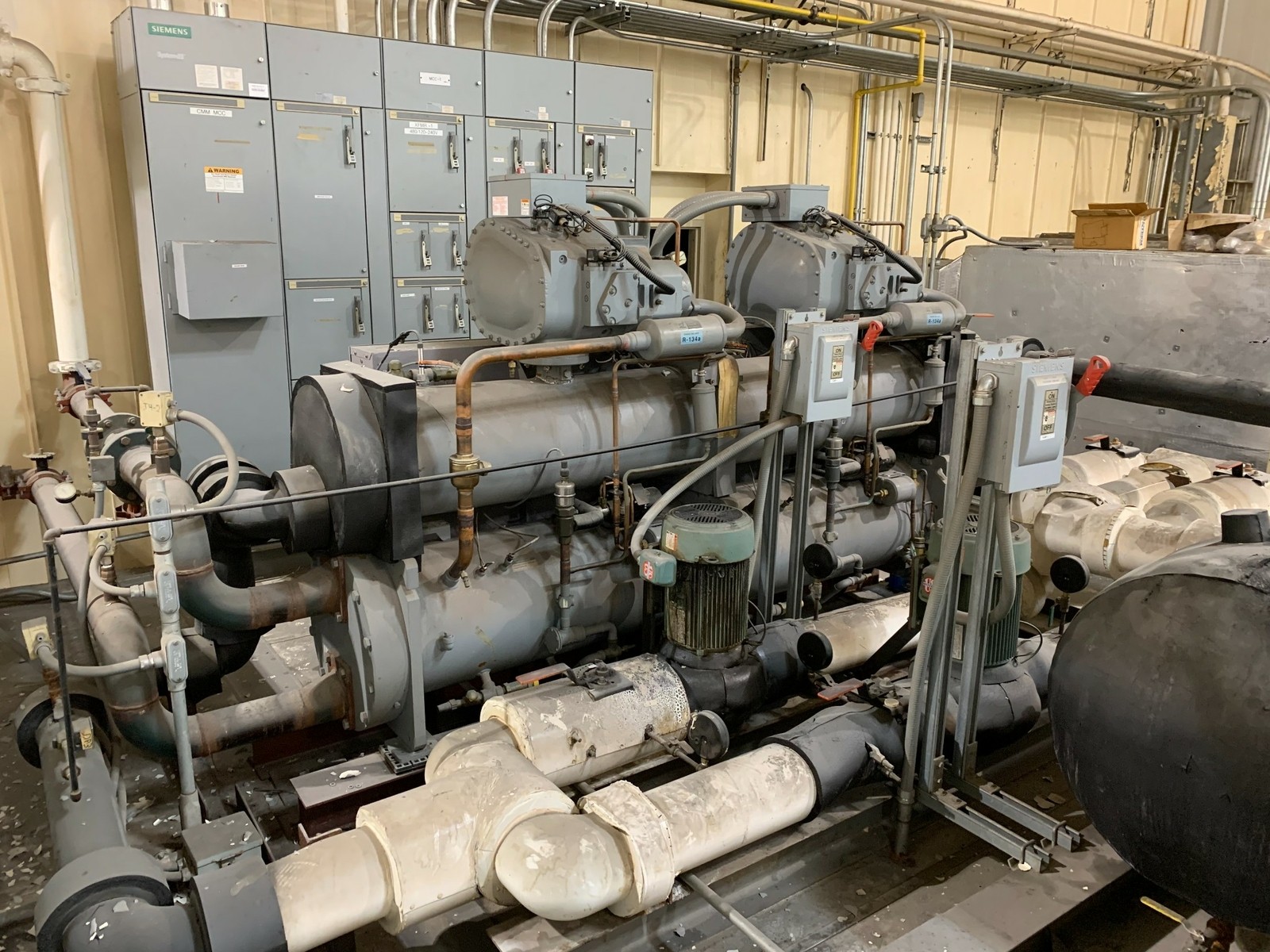 Carrier Ecologic Chiller water cooled chiller 30HXC086RY-630