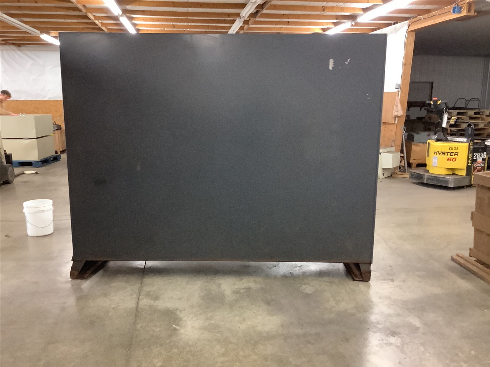 Stronghold 8 Locker Cabinet 8′-2″ W x 6-1/2′ T x 2′ L