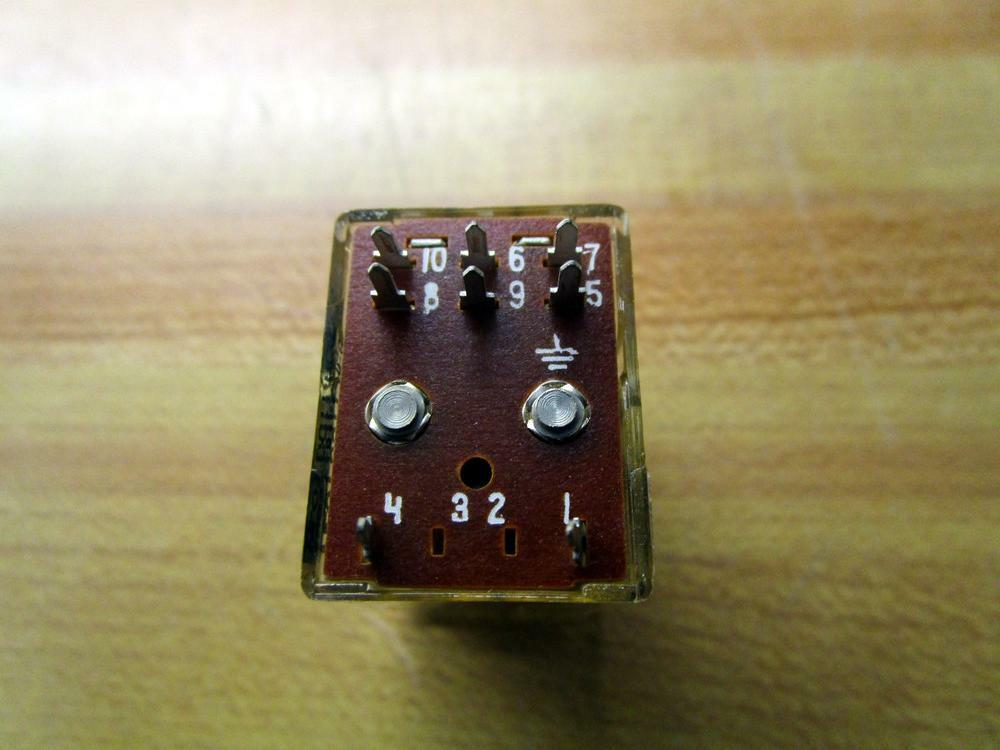 AMF Potter & Brumfield R10-E2-W2-V700 Relay R10E2W2V700