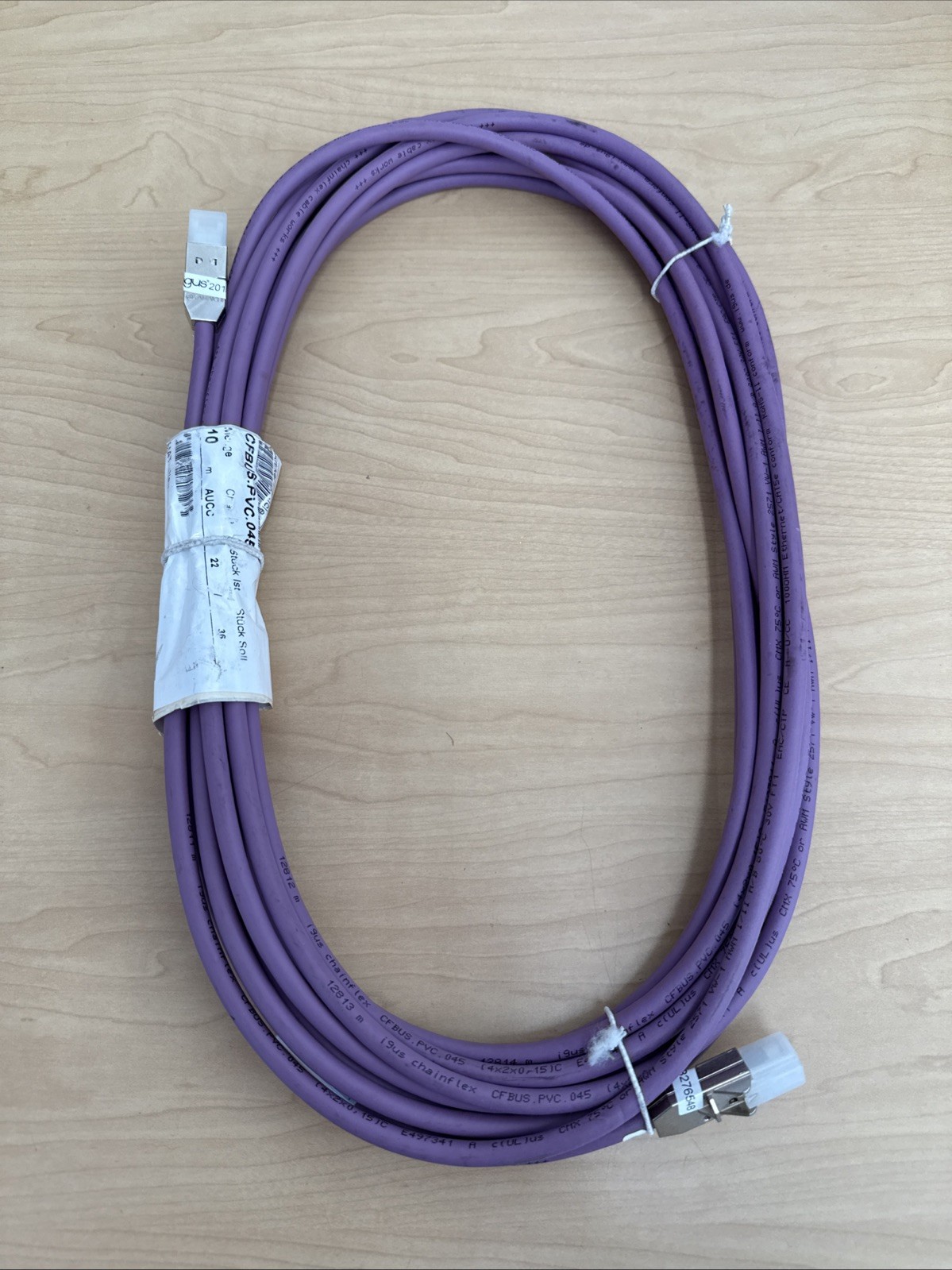 NEW! IGUS CFBUS.PVC.045 Chainflex Ethernet CAT5e Cable – 10m – E363067