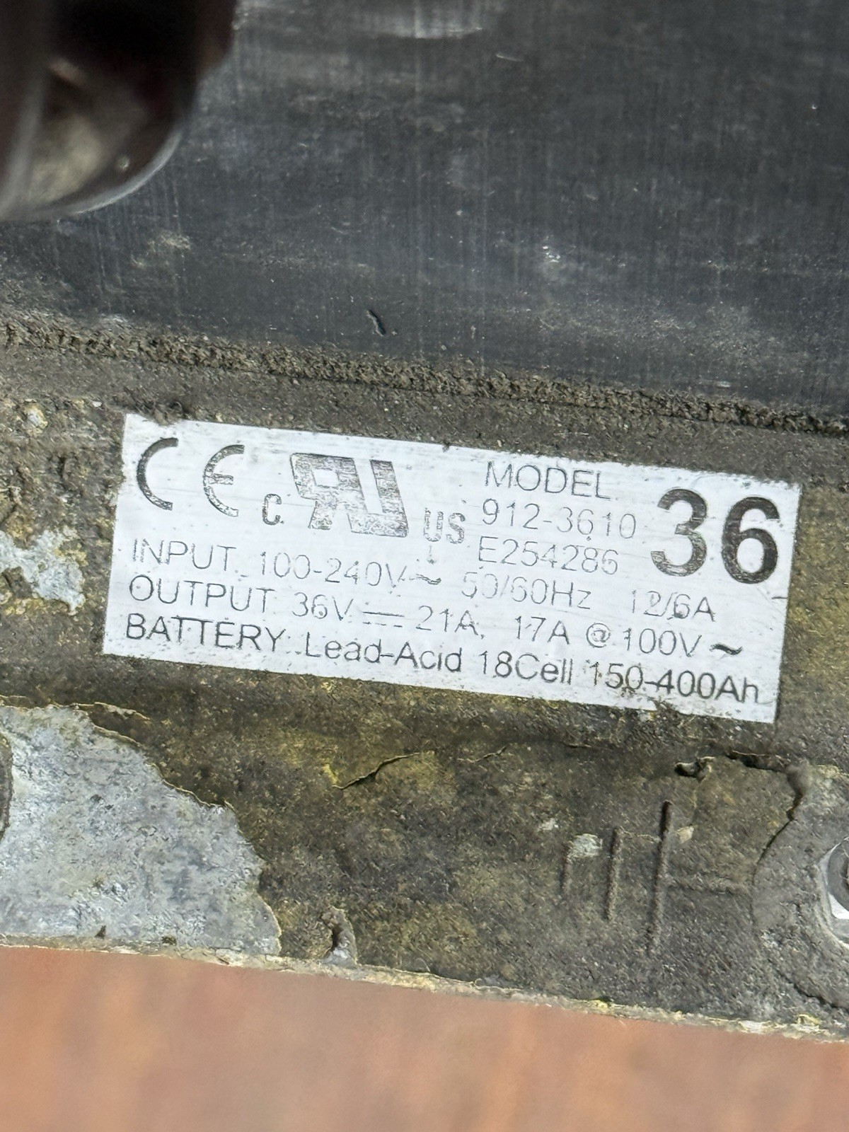DELTA-Q QUIQ HF/PFC 36 V BATTERY CHARGER 912-3610-T2 LEAD ACID 18 CELL 21-400Ah
