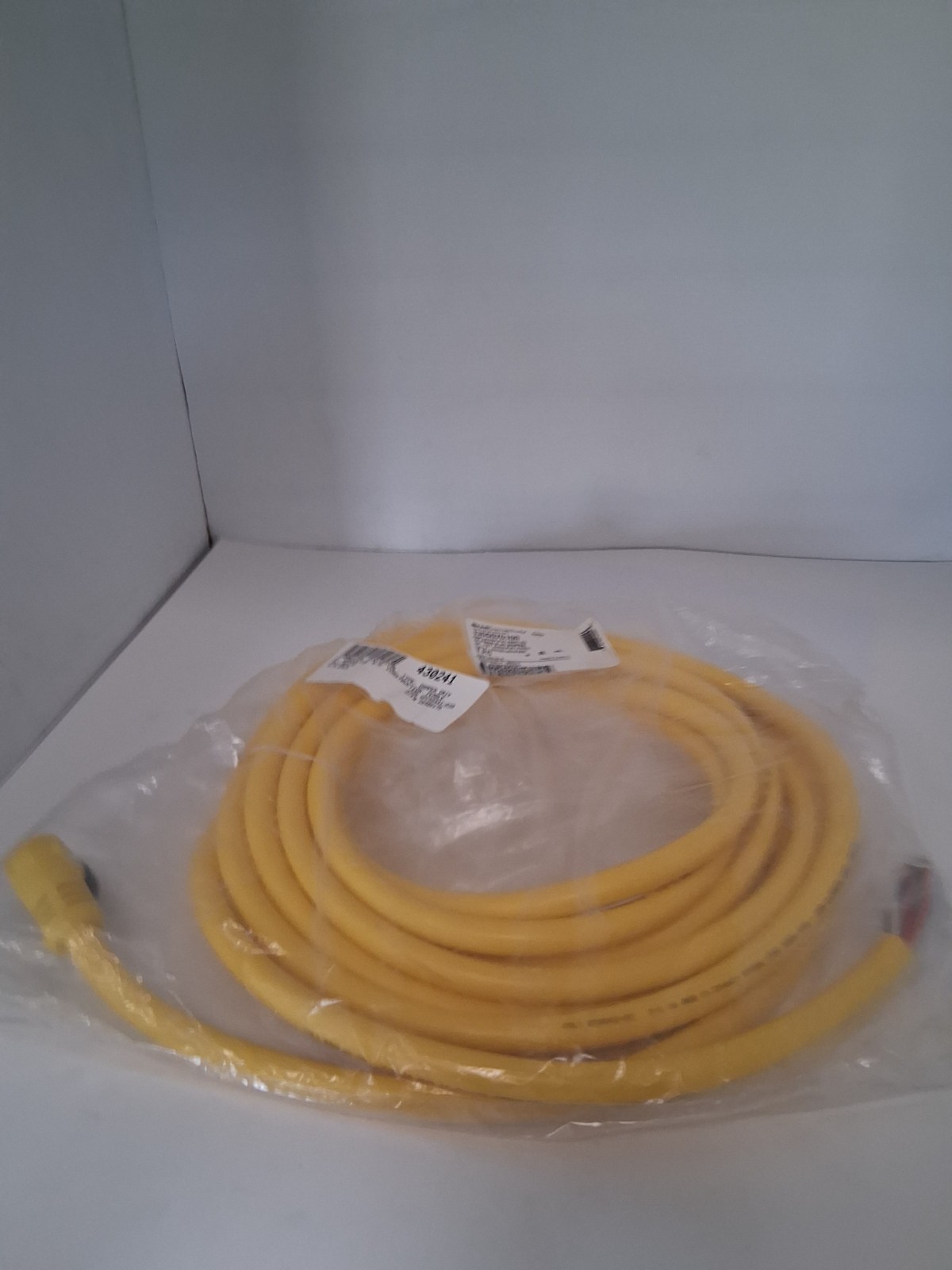 WOODHEAD BRAD CONNECTIVITY 1300070106 CORDSET 7P FEMALE 90° 20′ AWG PVC CORD NIB
