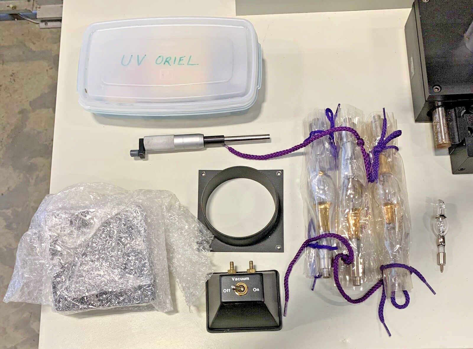 Oriel Solar Simulator System W/ Multiple Components