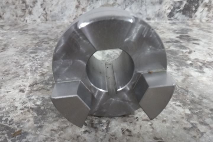 Boston Gear FC30 1-1/4 1-1/4 In Bore Diameter 3450 Max RPM Shaft Coupler Body