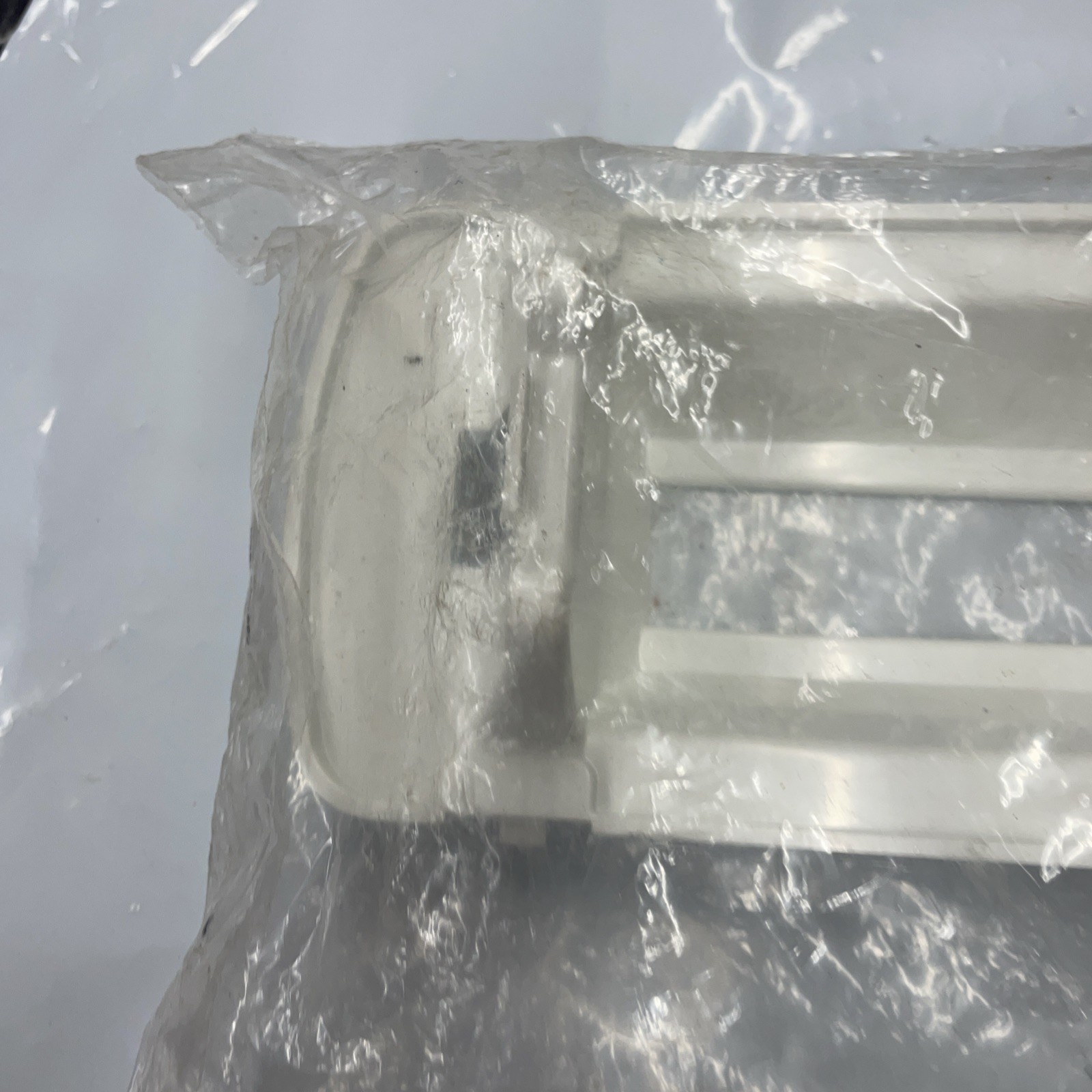 Whirlpool 67006325 Bracket Filter Base 1/2″ Plastic Water Filter Holder