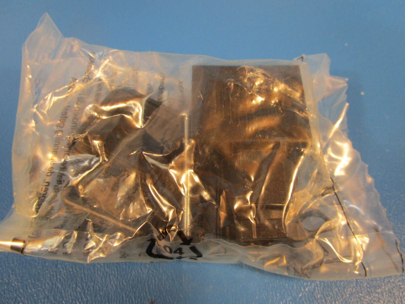 ASCO SCE374A017V, Solenoid Valve, G1/4, 2.7mm Orifice, Brass Body