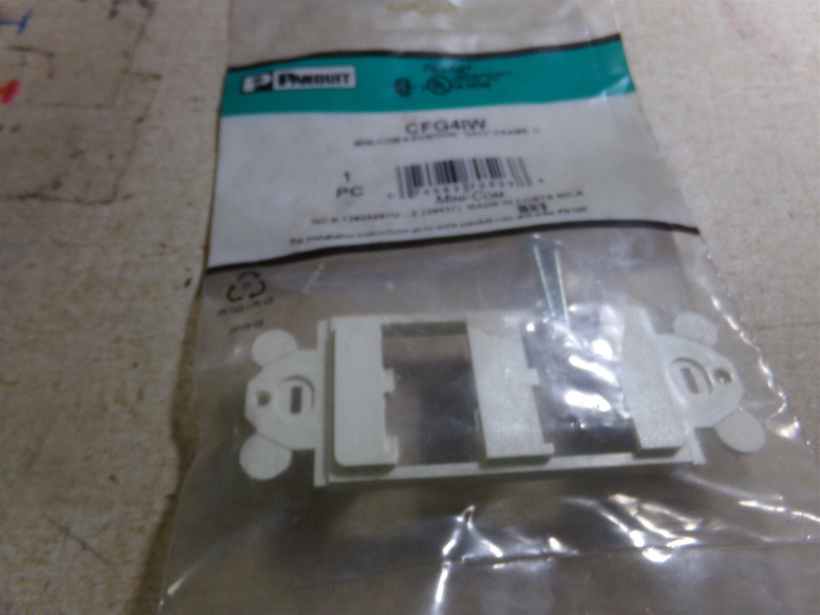 NEW Panduit CFG41W MIni-Com 4-Position Frame C *FREE SHIPPING*
