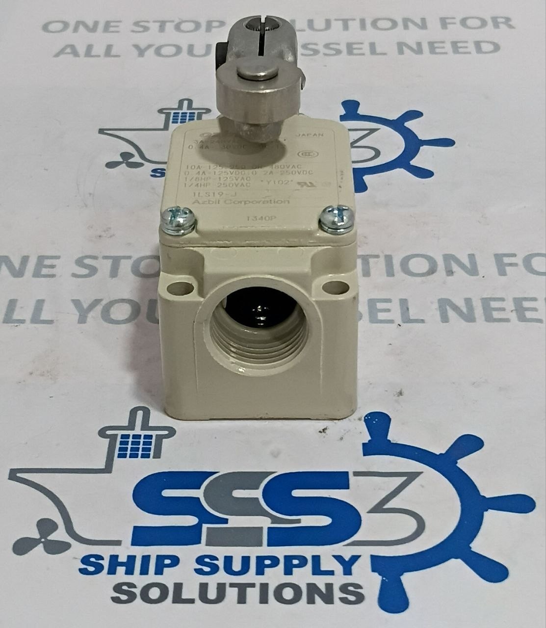 Azbil 1LS19-J Limit Switch with Roller Lever 3A 240VAC AC-15, 0.4A 30VDC DC-12