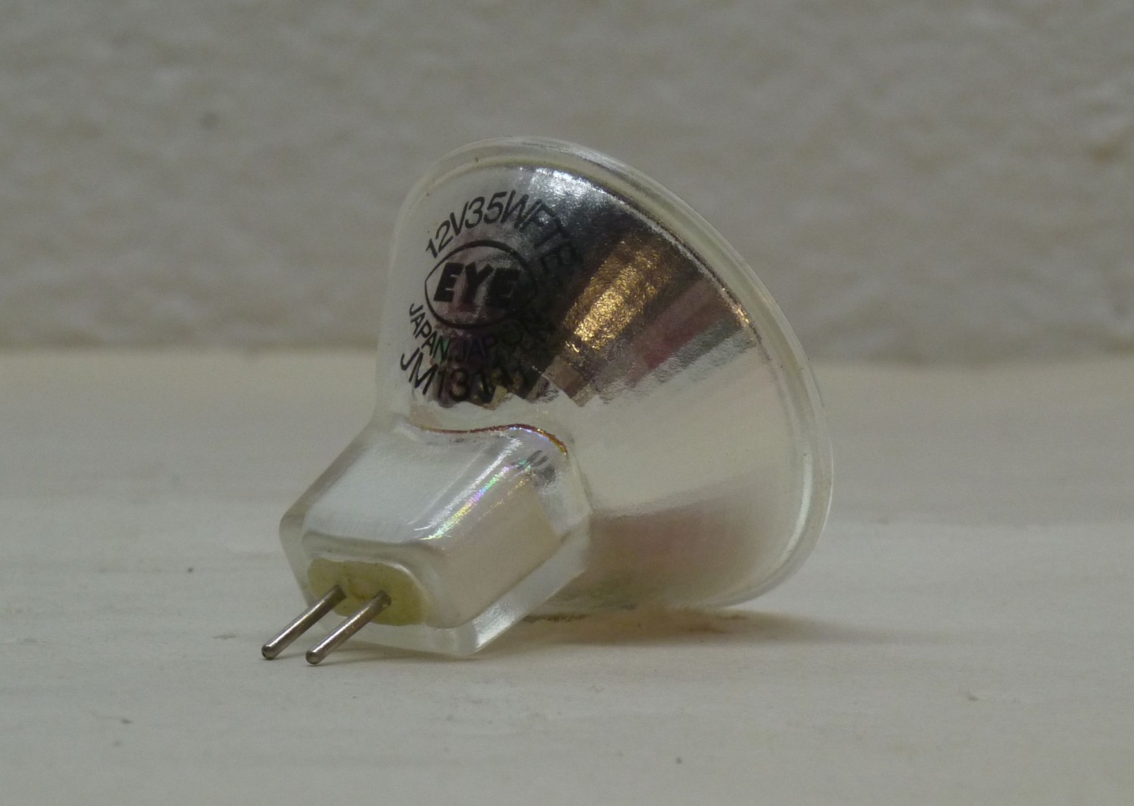 Lot of 2 MR11 Eye Dichro-Cool Low Volt Halogen Lamp 12V 35W FTE GU4 bi-pin Base