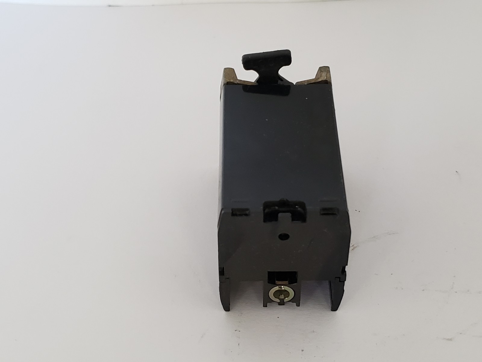 CUTLER HAMMER E22L120N TRANSFORMER UNIT 110/120V 50/60HZ SERIES A1 NNB